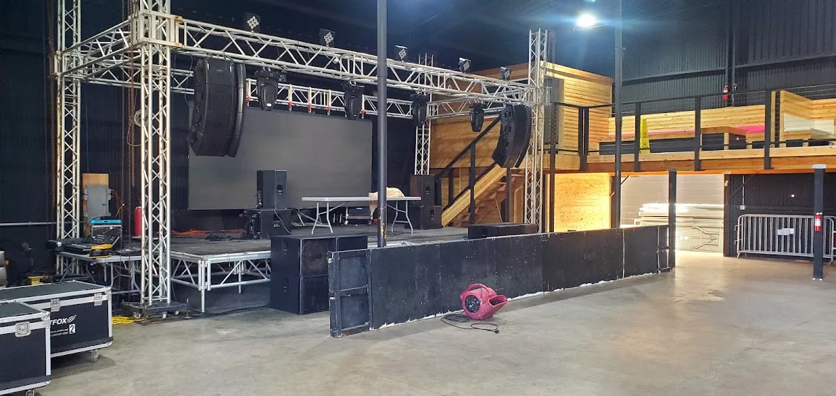 Artistry Honolulu gallery