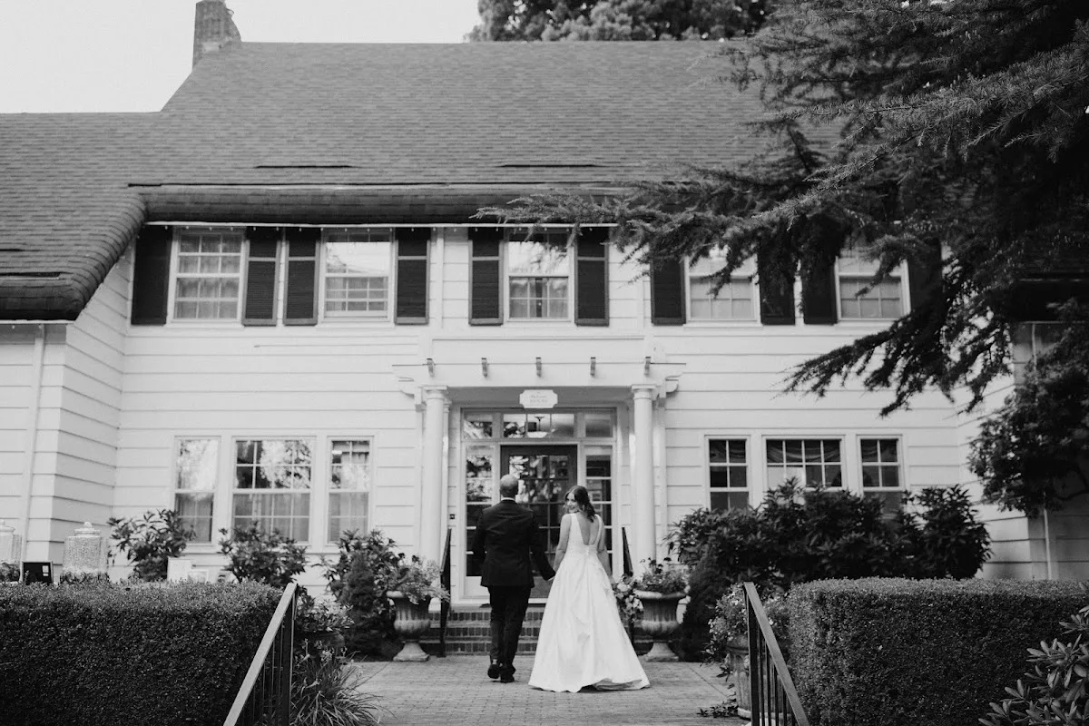 Barn Kestrel — Garden & Outdoor in Wine Country, OR