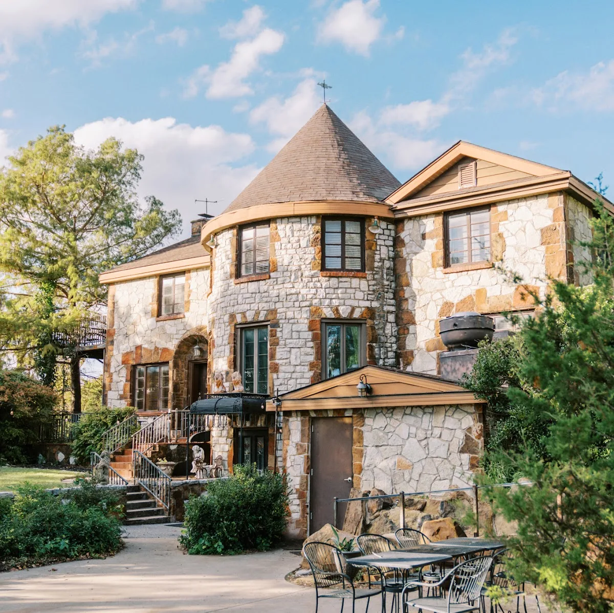 Daffodil Hill gallery