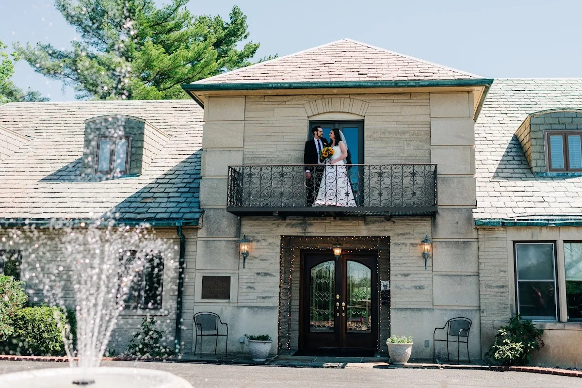 Deer Park Manor Weddings and Events gallery