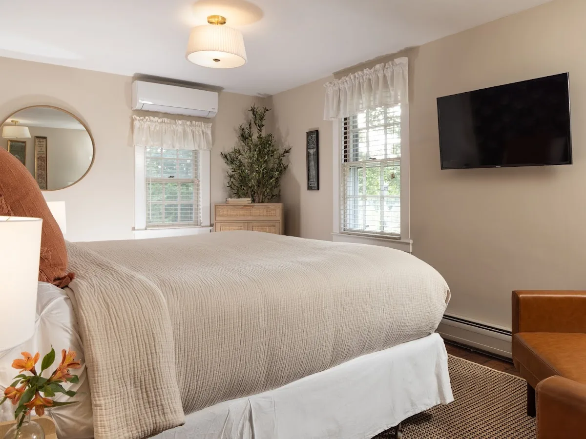 Devonfield Inn gallery