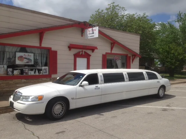 Emerald Falls Event Center gallery