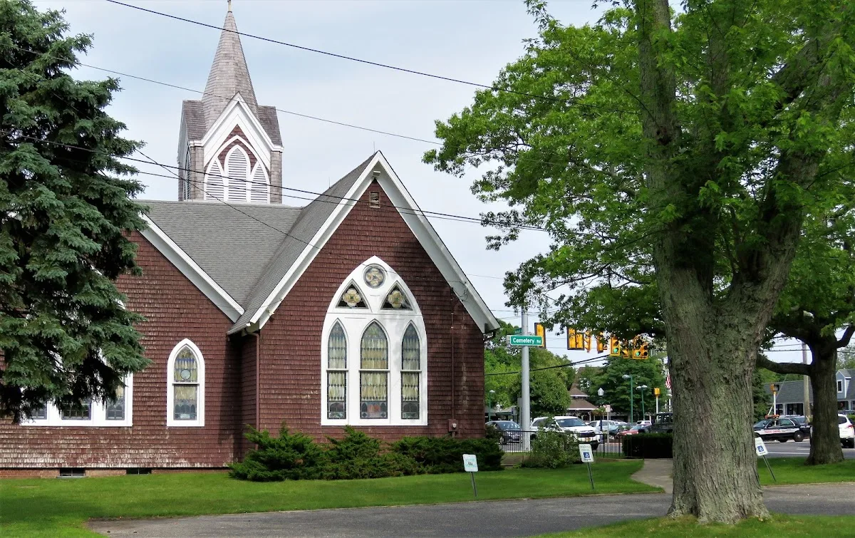 HAMPTON BAYS ANDERSON-WARNER HALL gallery