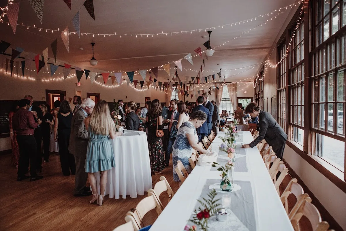 Hulls Cove School House