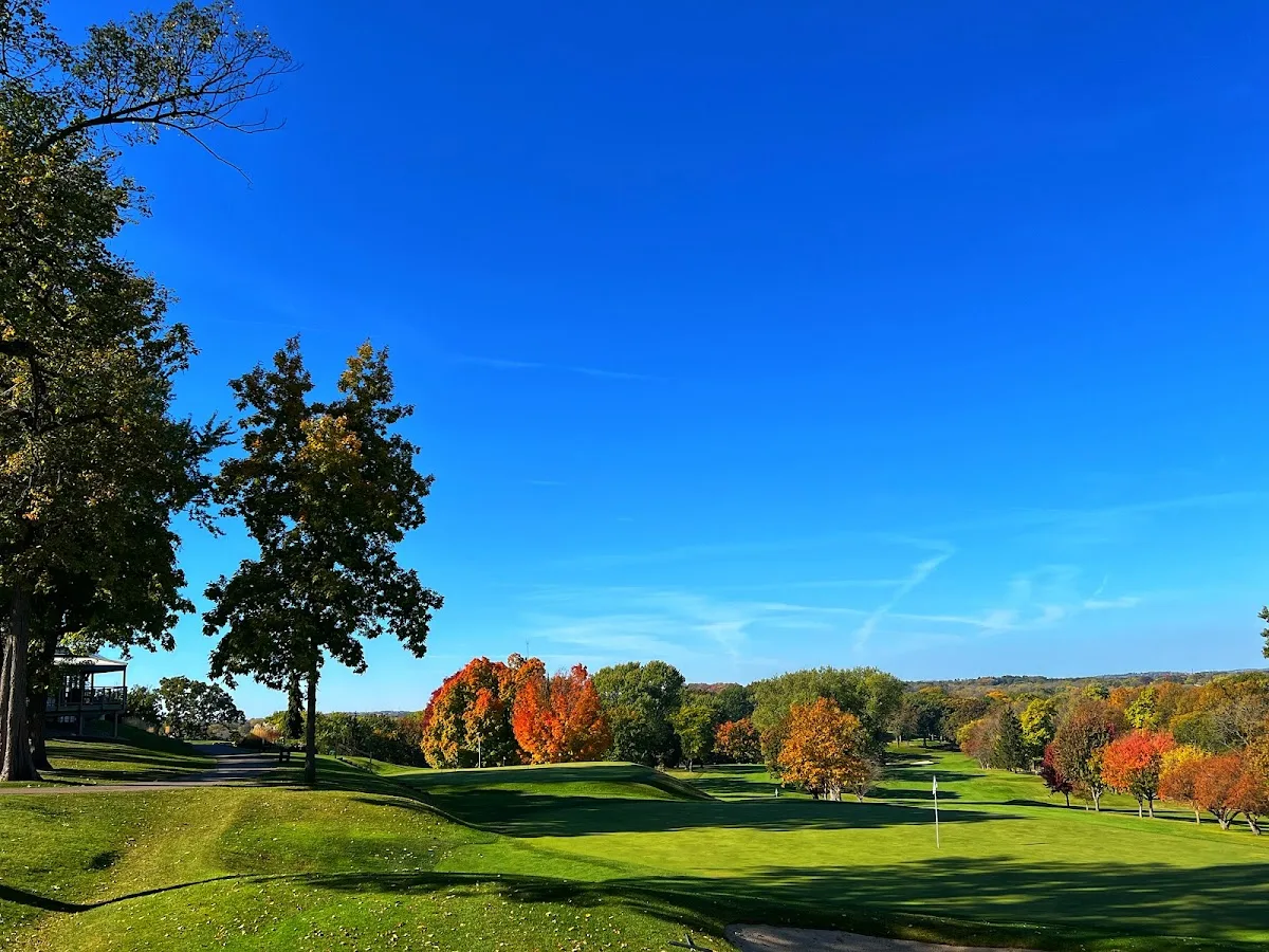 Lake Windsor Country Club gallery