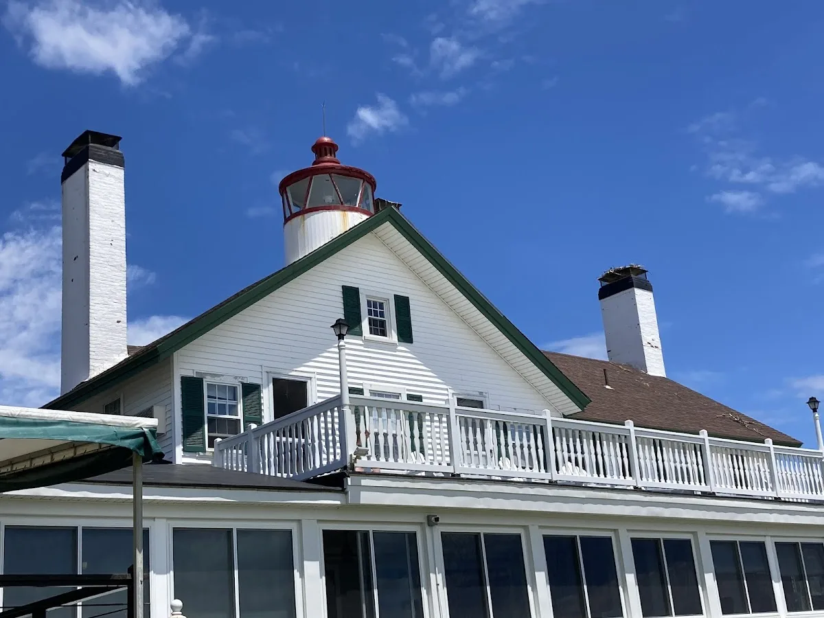 Lighthouse Inn gallery