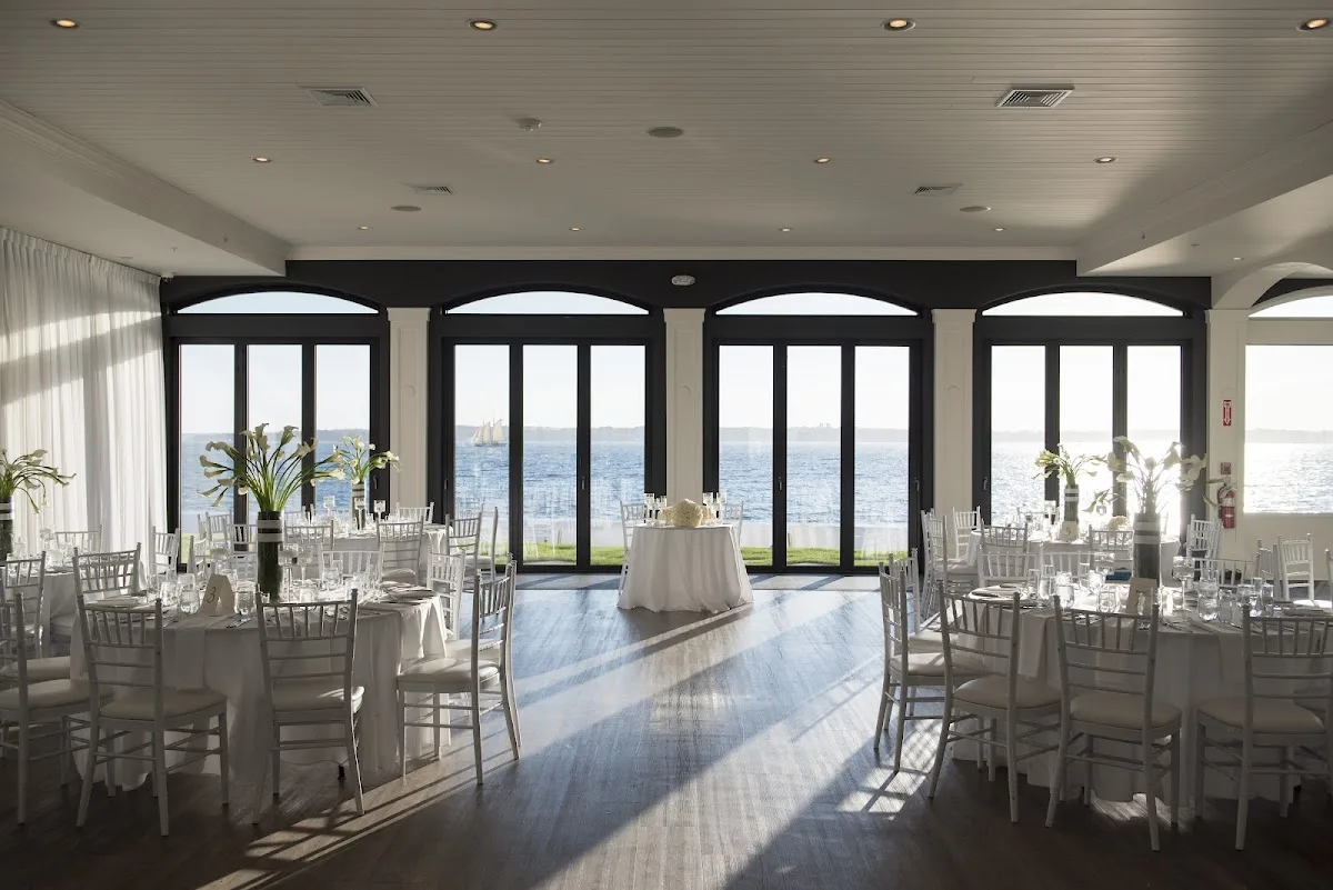 Longwood Venues + Destinations: A Practical Visitor Guide for Couples and Planners