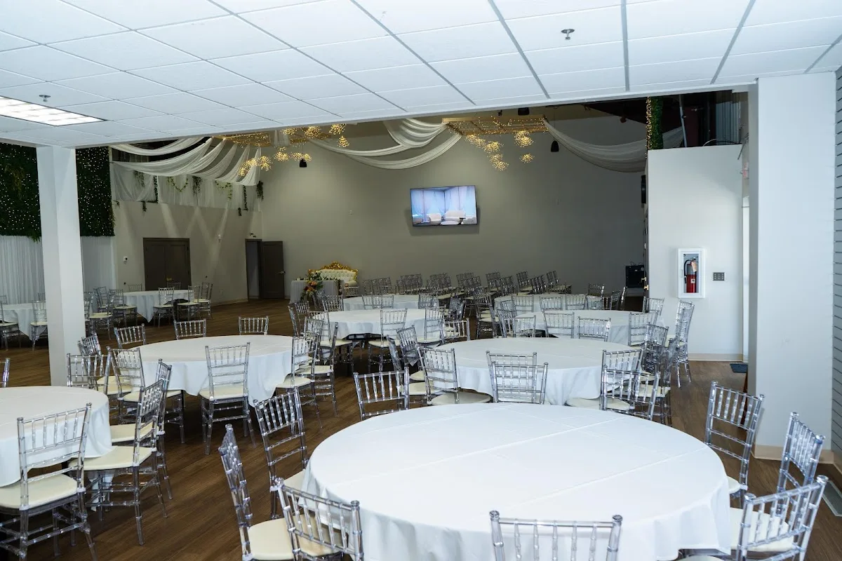 LuxeFalls Venue gallery