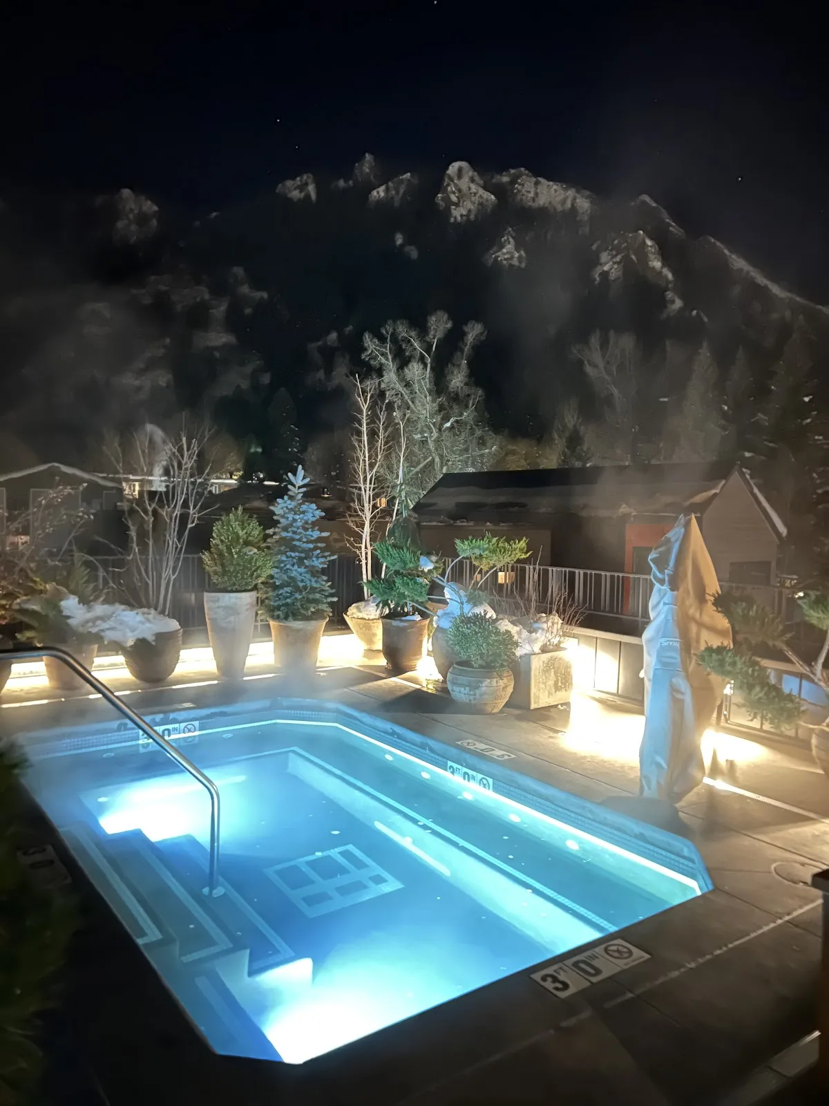 MOLLIE Aspen gallery