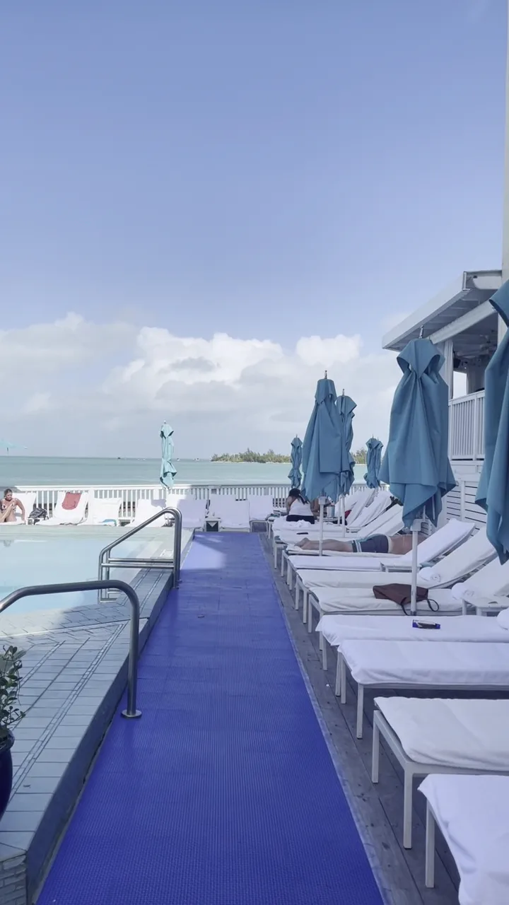 Ocean Key Resort & Spa gallery