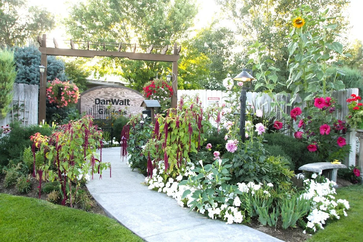 Oscar's Park gallery