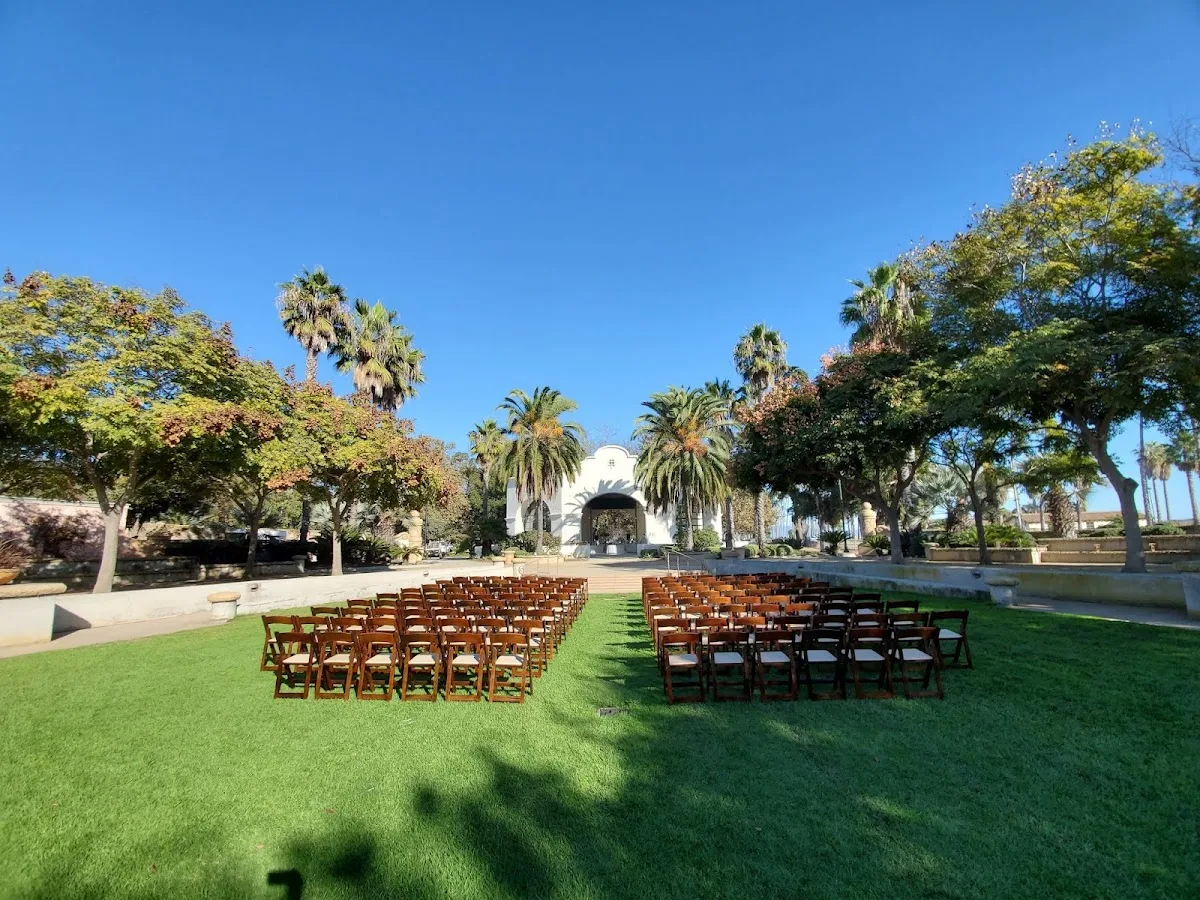 Palm Park Beach House — Waterfront in Santa Barbara, CA