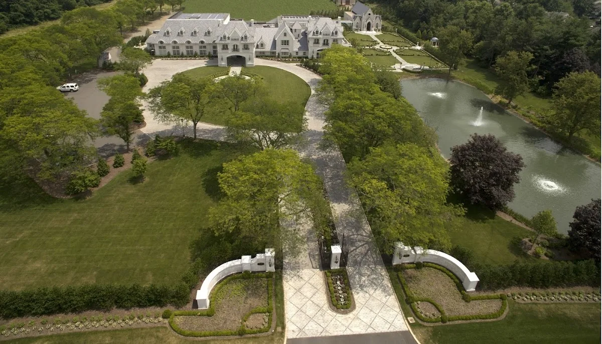 Park Chateau Estate and Gardens gallery