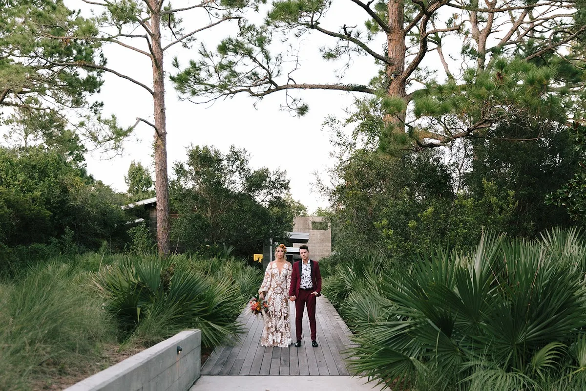 Poogan's Courtyard gallery