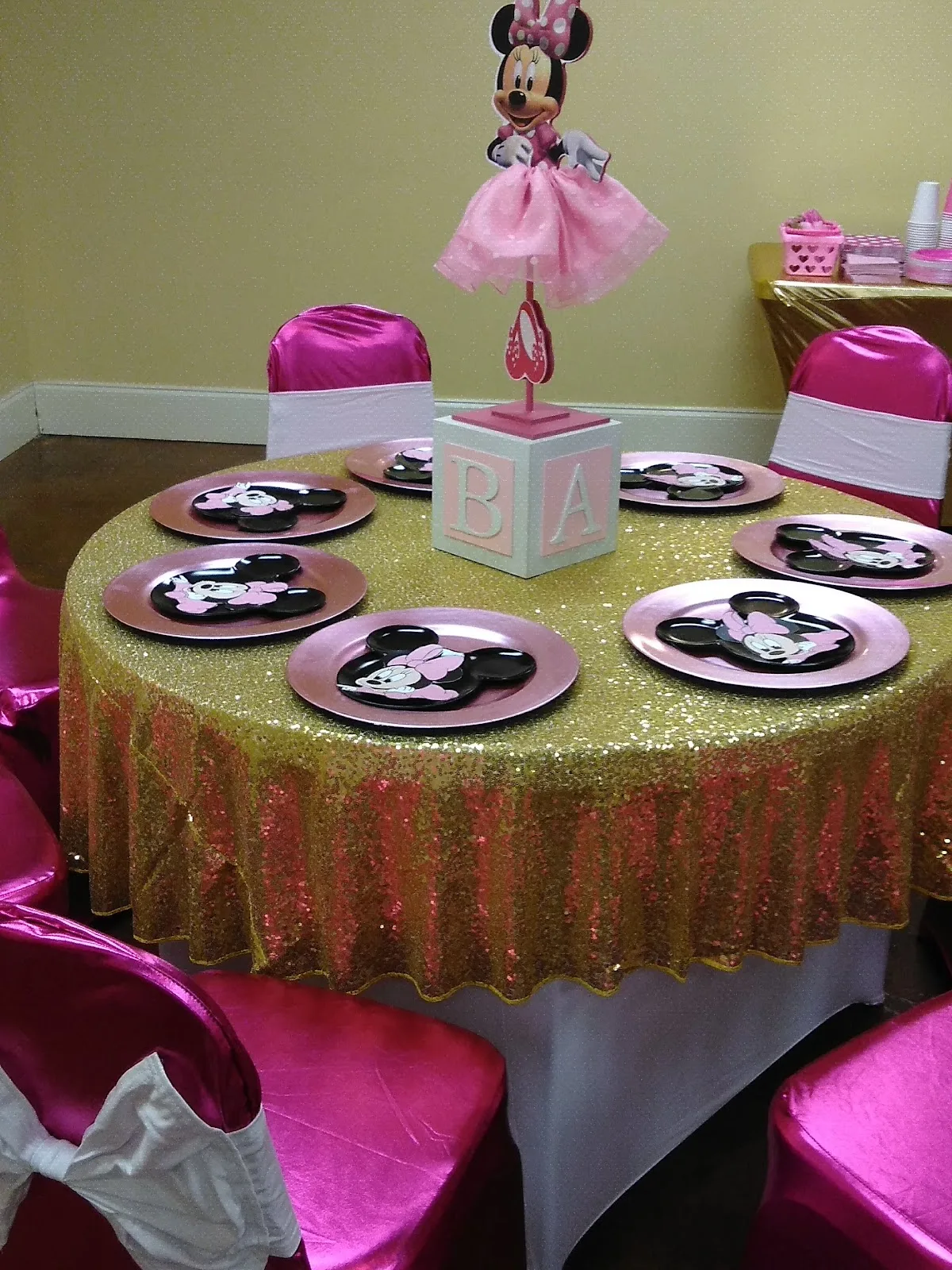 Pretty Unique' Event Venue gallery