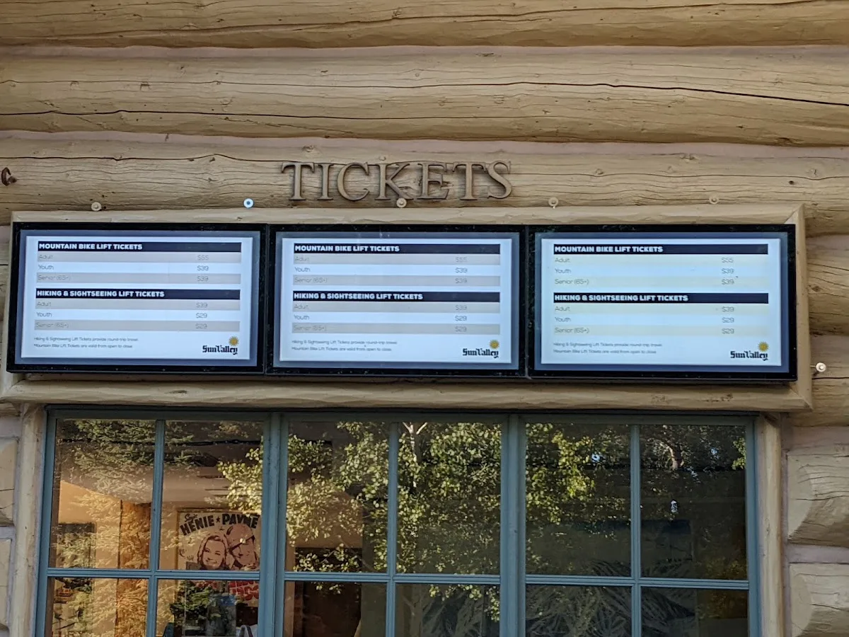 River Run Day Lodge gallery