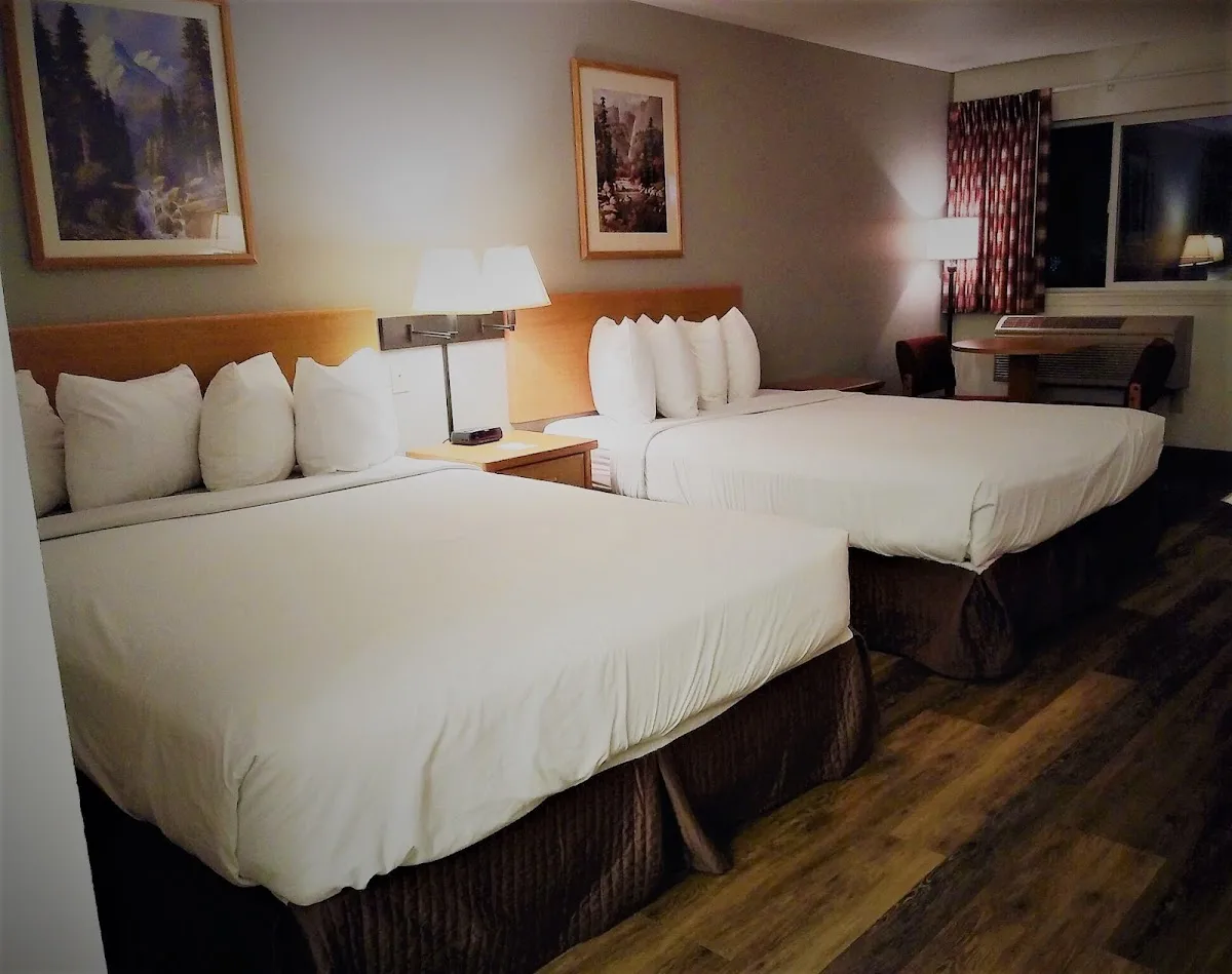 Riverhouse Lodge gallery