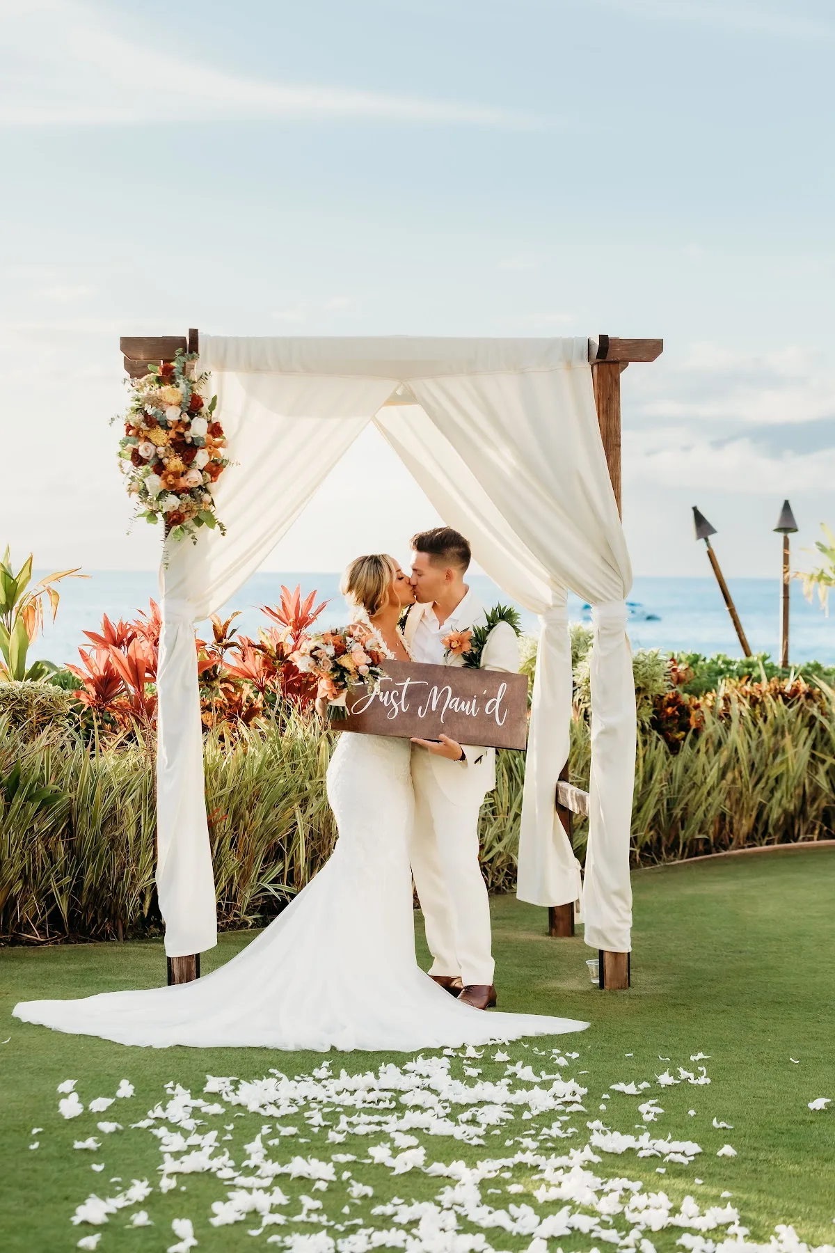 Royal Weddings Lahaina gallery