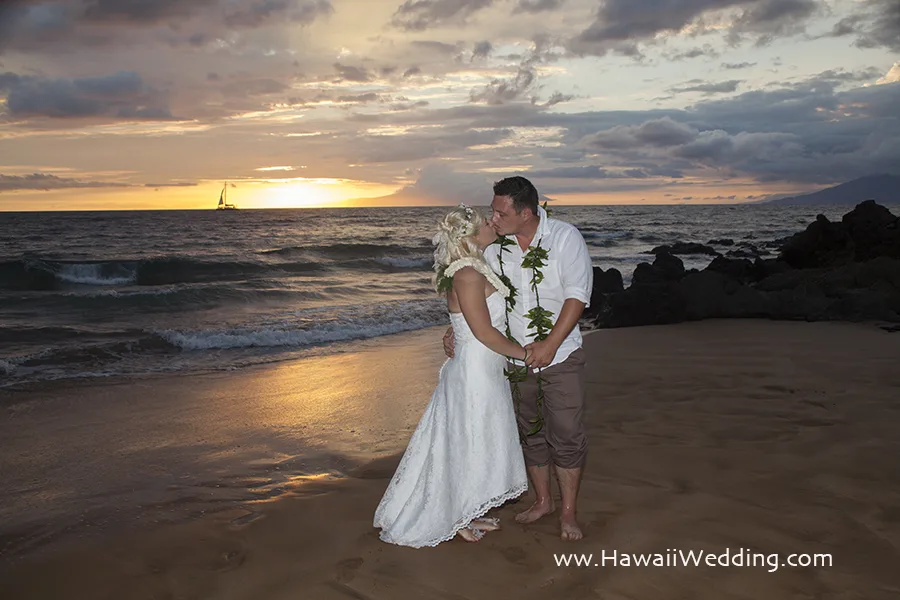 Simple Maui Wedding gallery