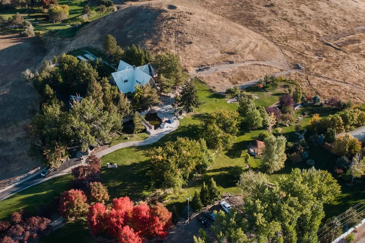 Stone Crossing gallery