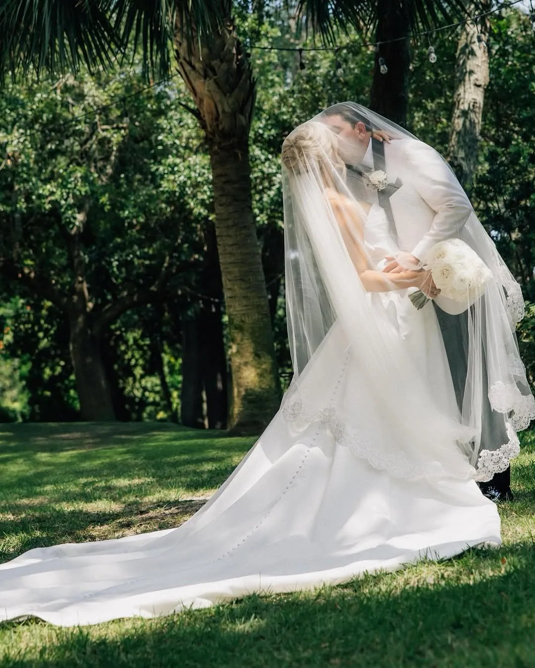 The Chapel by the Sea (Tybee Island Wedding Chapel) gallery