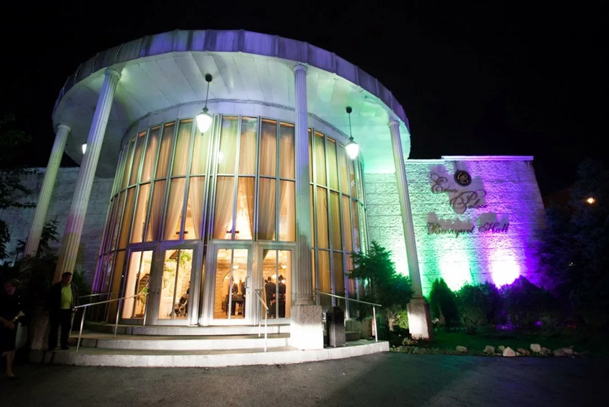 The Continental Hall gallery