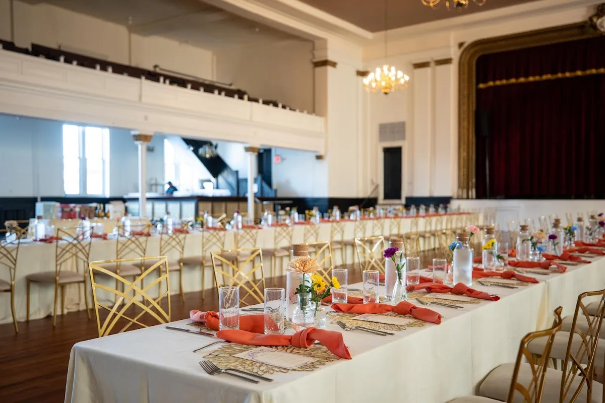 The Dogwood in The Grove / The Social Affair Catering & Event Design gallery