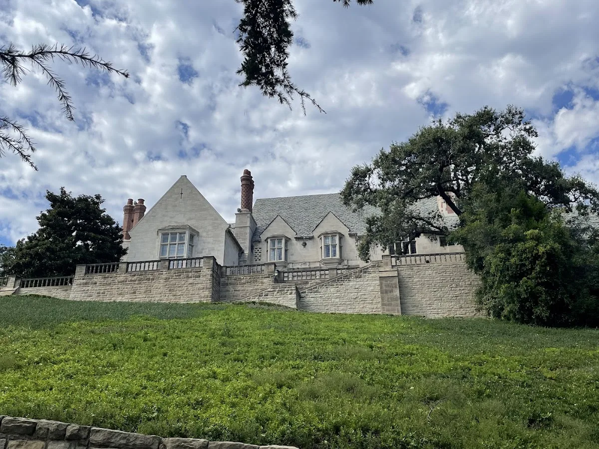 The Houdini Estate gallery