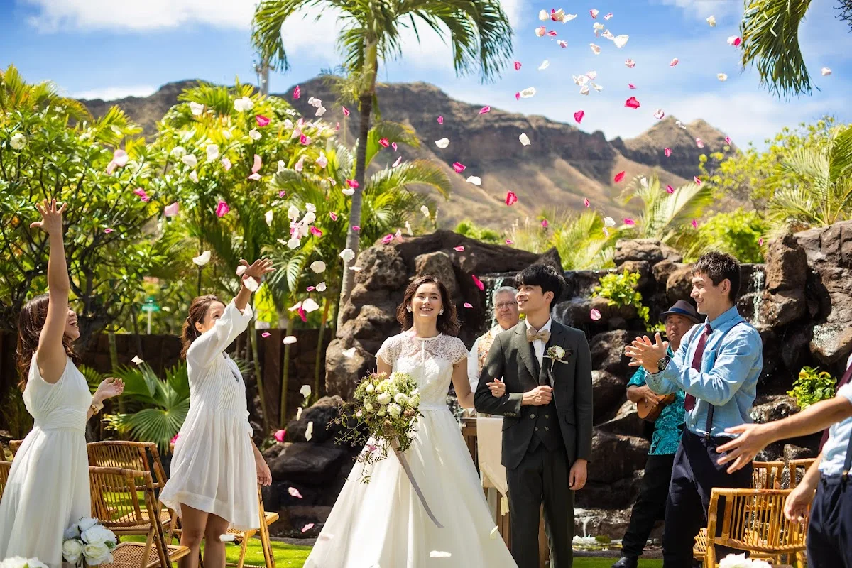 The Ilikai Chapel gallery