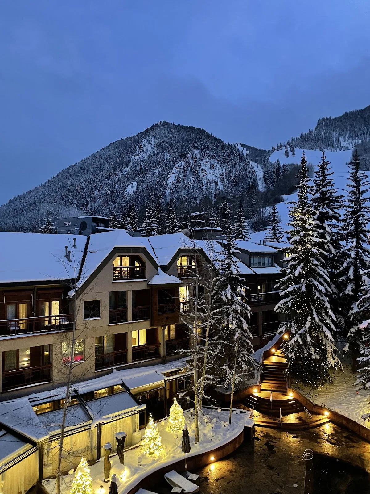 The Little Nell gallery