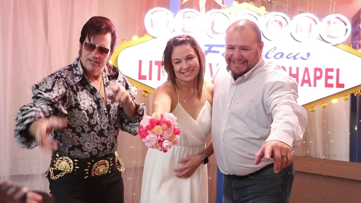 The Little Vegas Chapel gallery