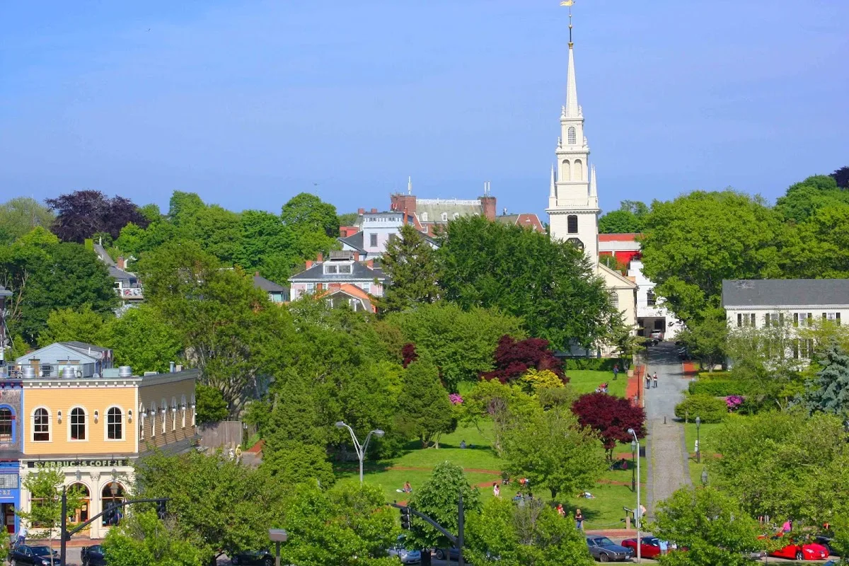 The Newport Experience gallery