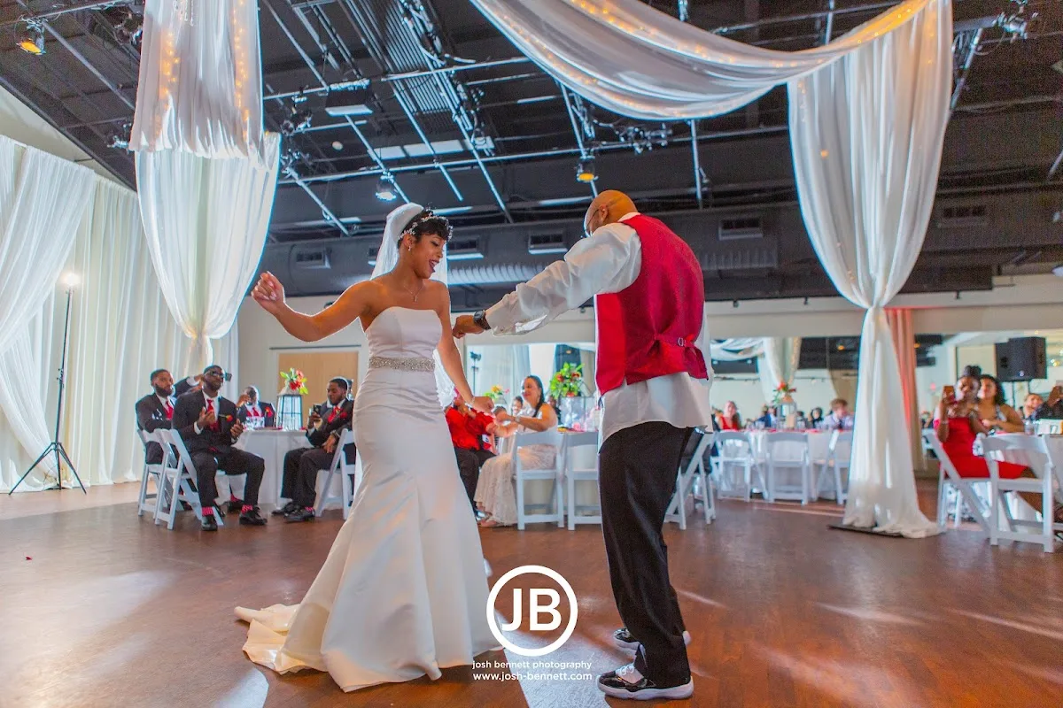 The Noah Liff Opera Center gallery