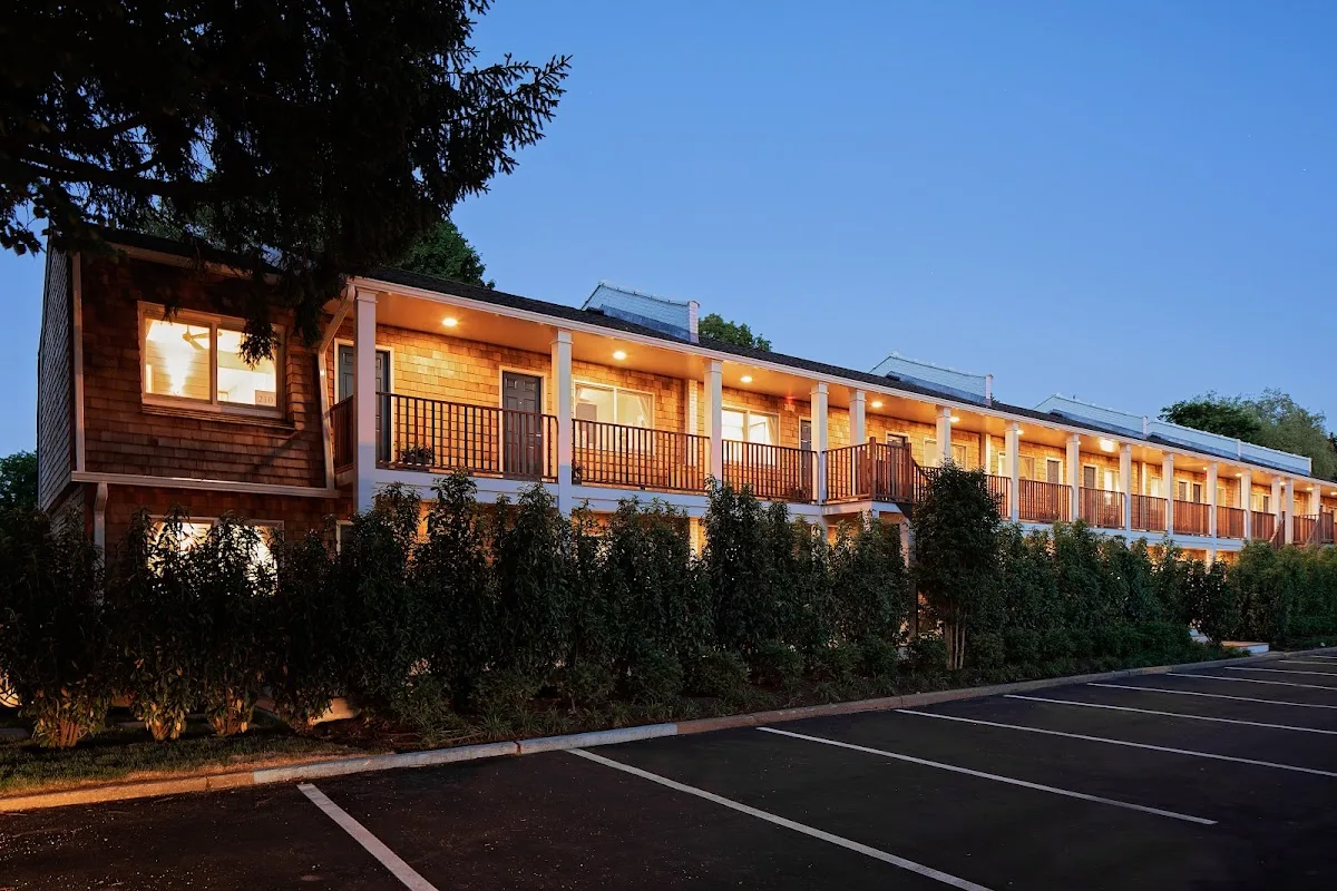 The Room Hamptons gallery