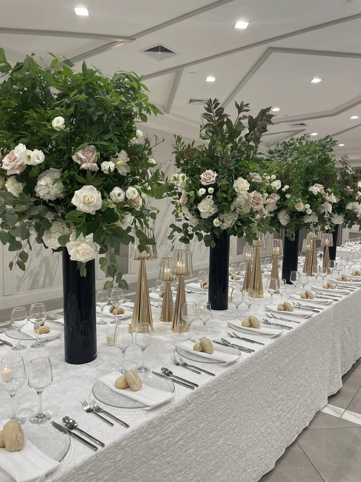 Tiferes Rivka gallery