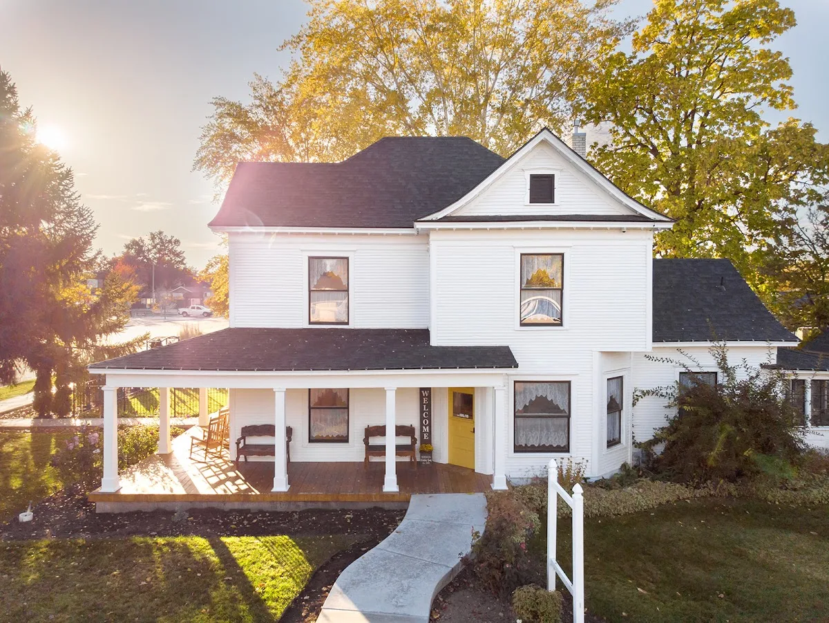 Two Rivers Clubhouse gallery