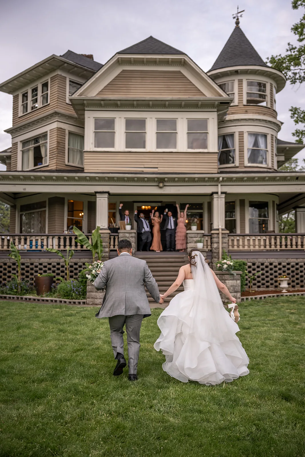 Weddinglandia | PDX Wedding Chapel gallery